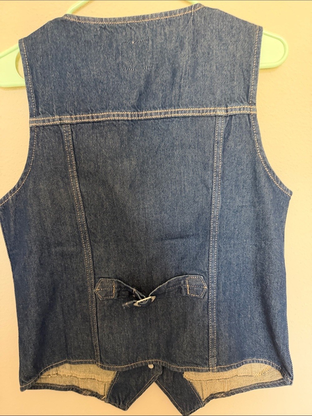 NWT Levi's Denim Vest with Button Front - Picture 6 of 8
